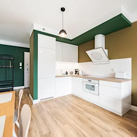 Comfort Batorego Apartment *