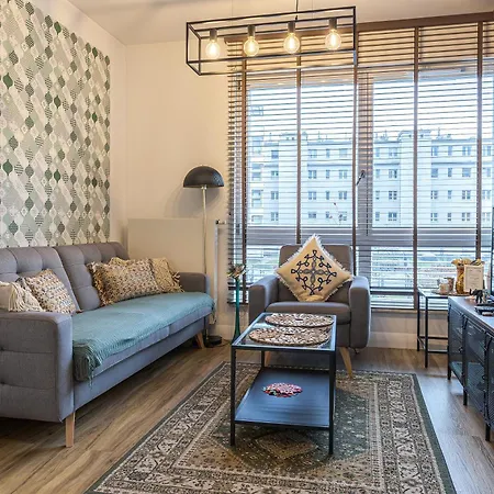 Comfort Batorego Apartment *