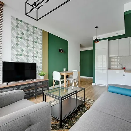 Comfort Batorego Apartment *